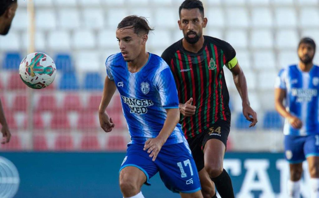 التعادل الإيجابي يخيم على لقاء الجيش الملكي و إتحاد طنجة