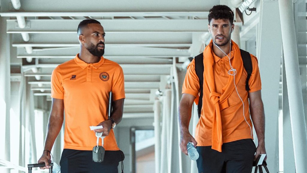 الكونفدرالية .. نهضة بركان يطير إلى جنوب أفريقيا يوم الجمعة تمهيدا لملاقاة ستيلينبوش