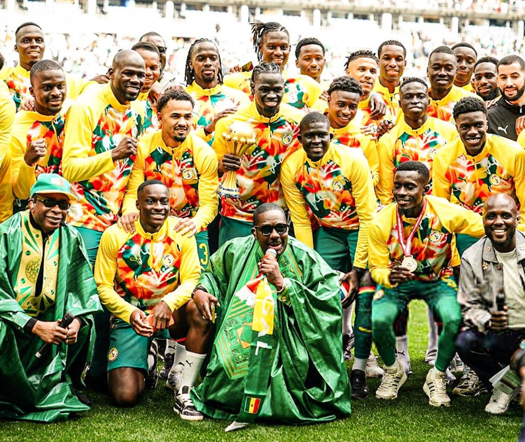 السنغال تحتفي بالكأس في باريس