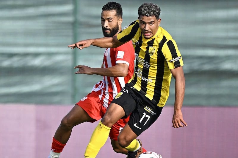 المغرب الفاسي يتصدر البطولة بعد الجولة الثانية والوداد والرجاء يفتتحان رصيدهما