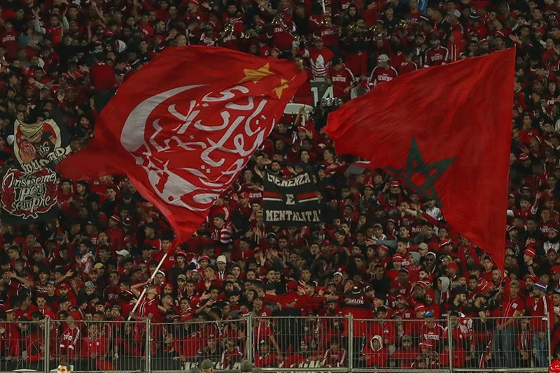 منع تنقل جماهير الوداد إلى الجديدة قبل مواجهة الدفاع الحسني